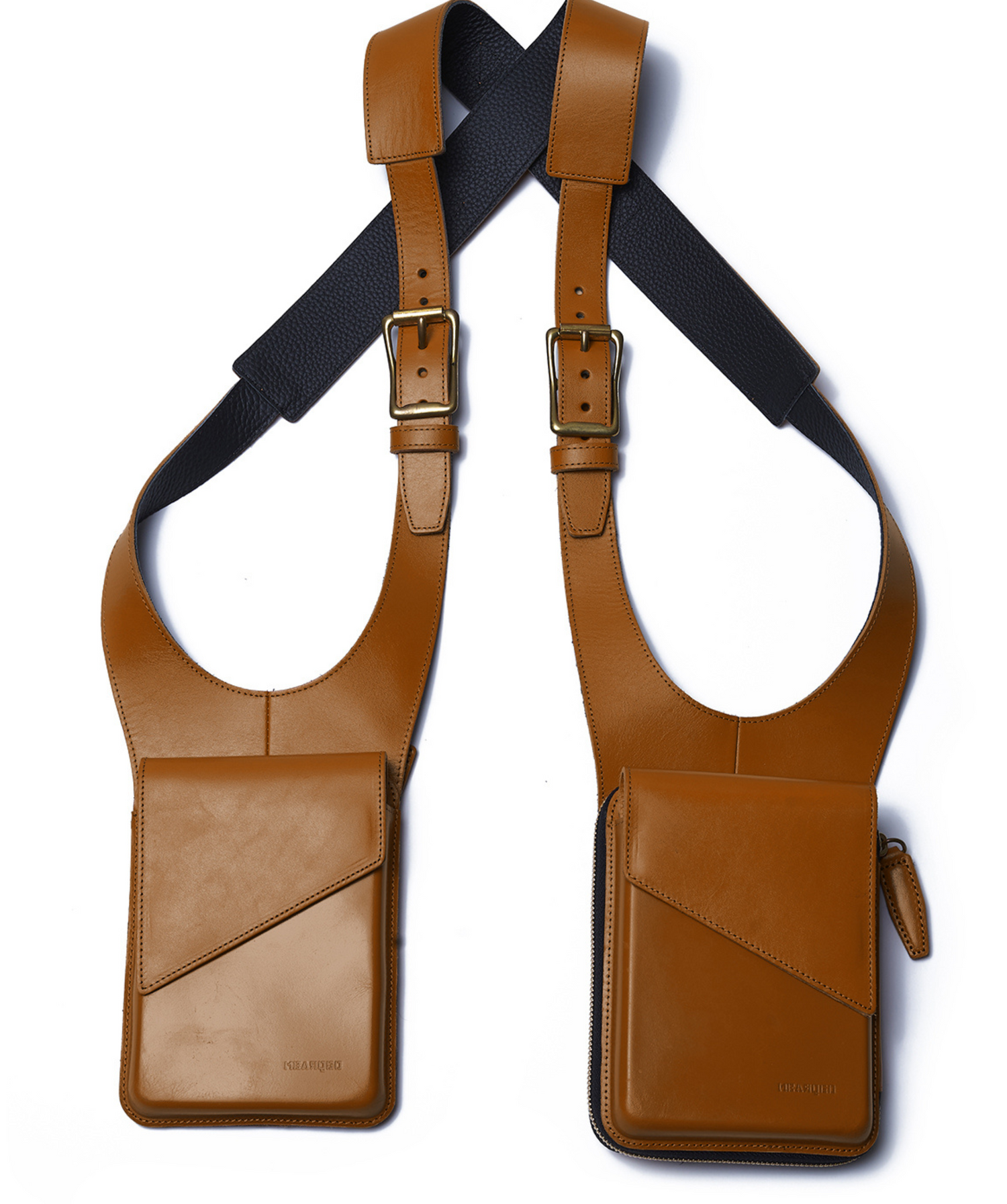 The Toast Deux Caramel by MBARQGO. A dual holster bag.